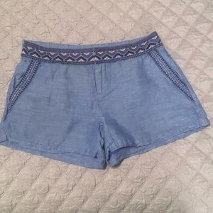 Vineyard Vines shorts